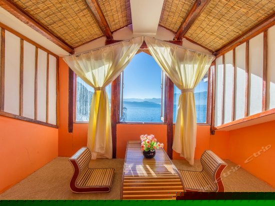 旎西·湖景露台复式套房