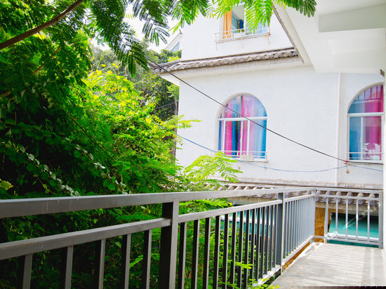 林荫涧露台标准间