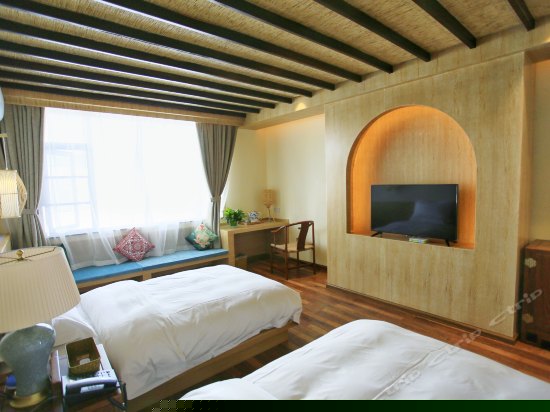 侧幽静海景双人间