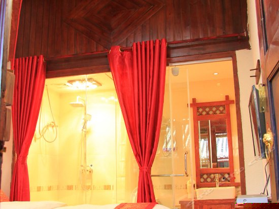 203恋恋红尘 榻榻米大床房