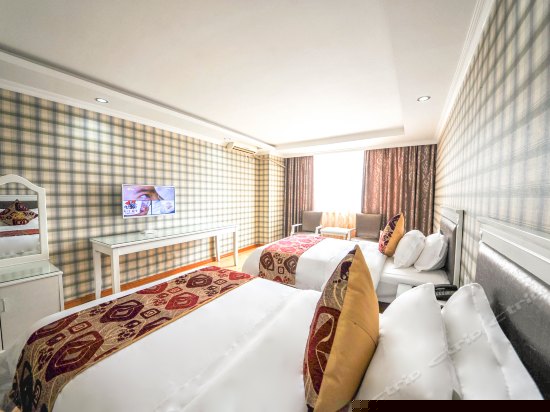 豪华双床间