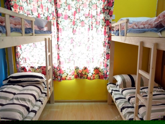 男生八人房(床位房）
