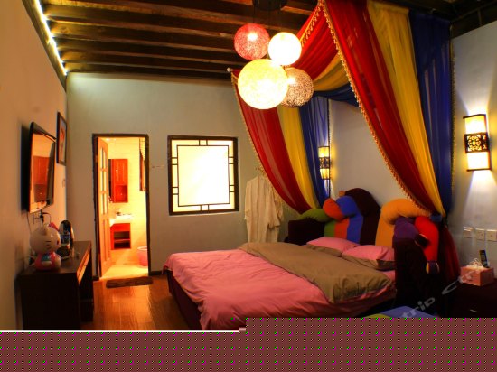 一楼欧式大床房