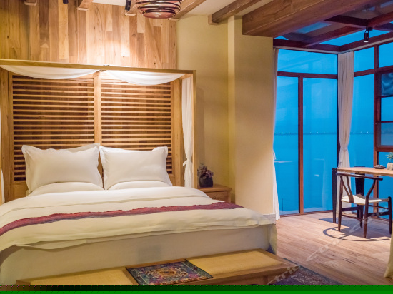 禅修阁全海景复式套房