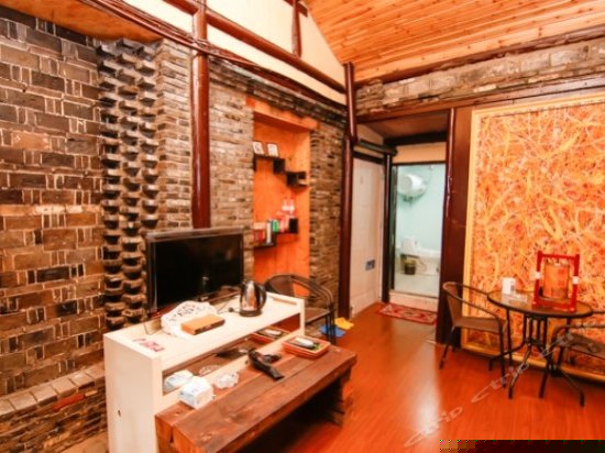 遇见古朴大床房