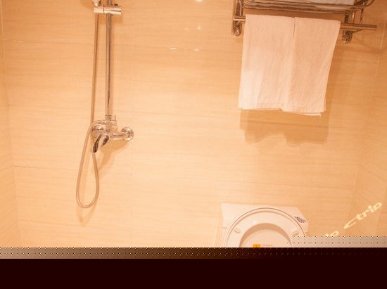 明媚如花大床房