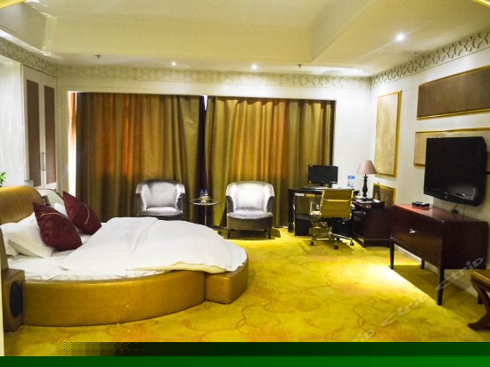 时尚浪漫圆床房