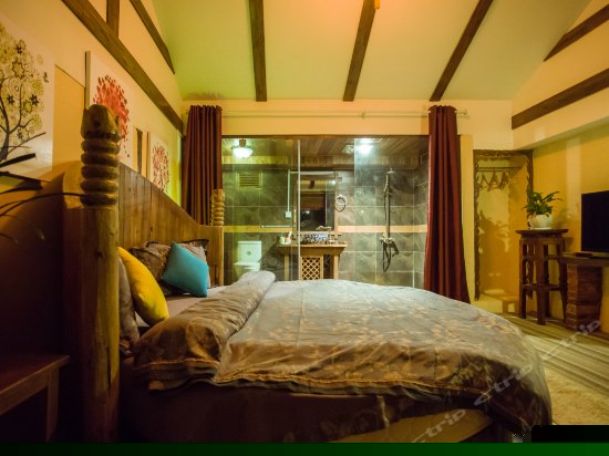 蜜月圆床房（玖月）