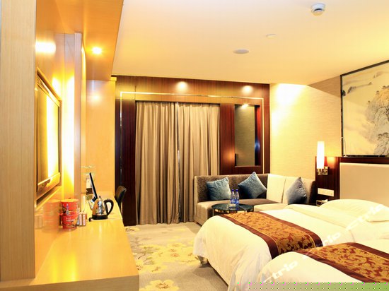 行政双人间（带电脑）