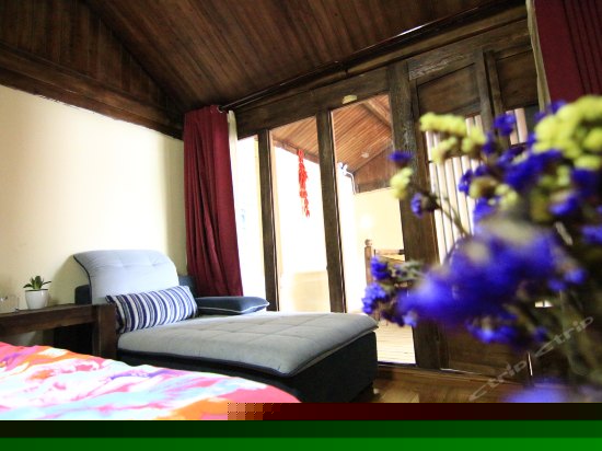 百奇温馨大床房