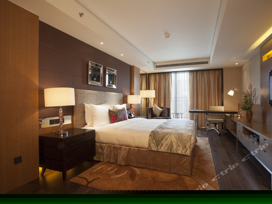 豪华三居室套房