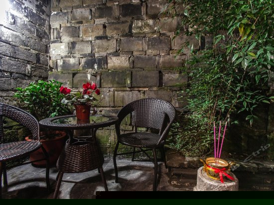 北欧801（复试榻榻米独立小院）