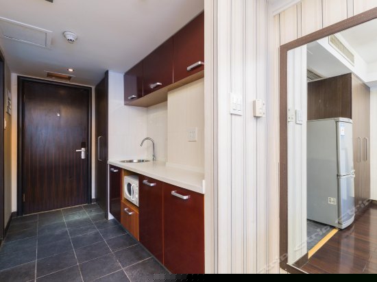 景观豪华大床房