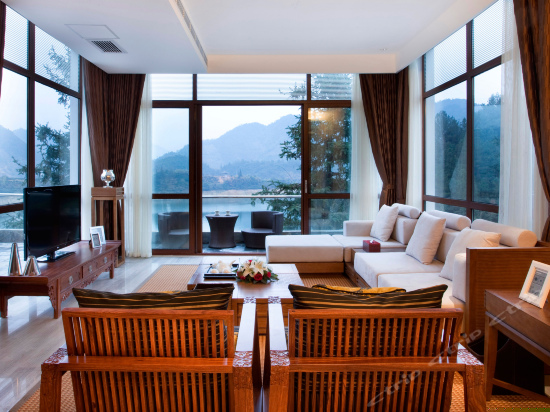 容成仙台现代徽居