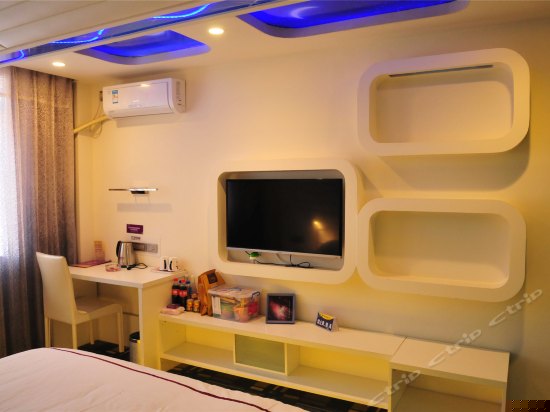 太空漫步（单）