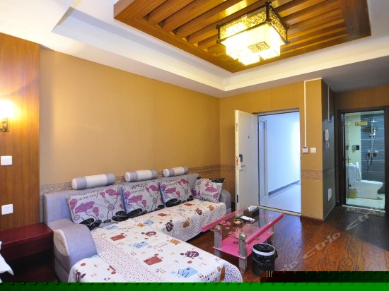 独立阳台观景大床房