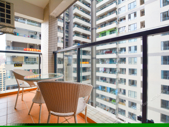 阳台园景大床房