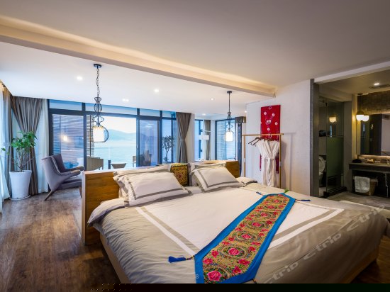 超级海景大床房