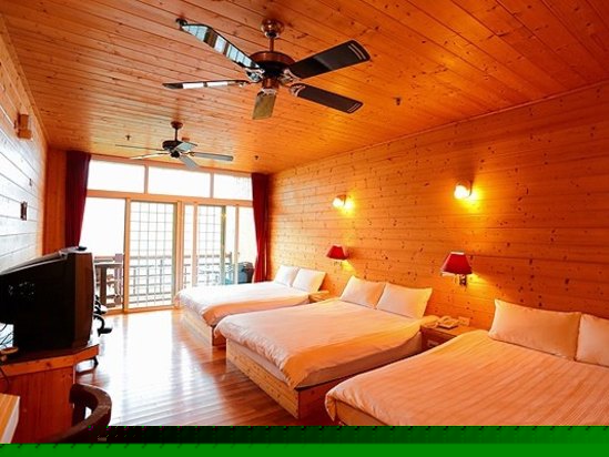 原木景观六人房