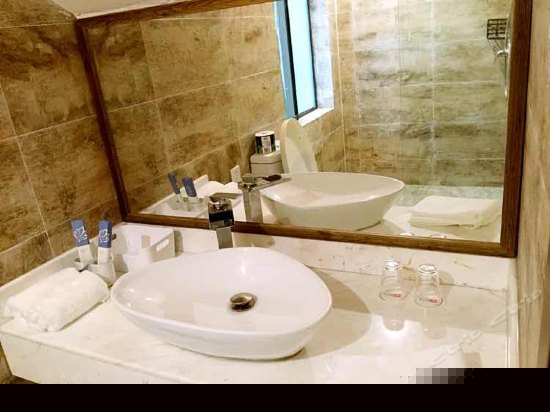 榻榻米艺术星空房黛蓝