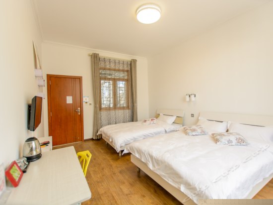 幸福家庭三人房