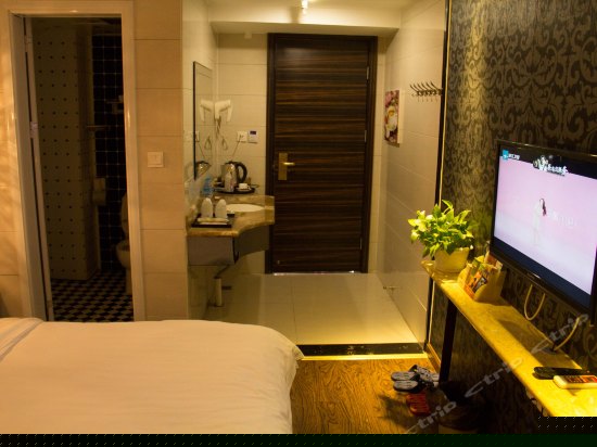 大床房B（无窗）