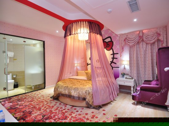 豪华情趣房