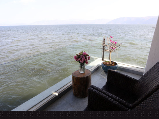 270度一线海景海上超豪华大床房