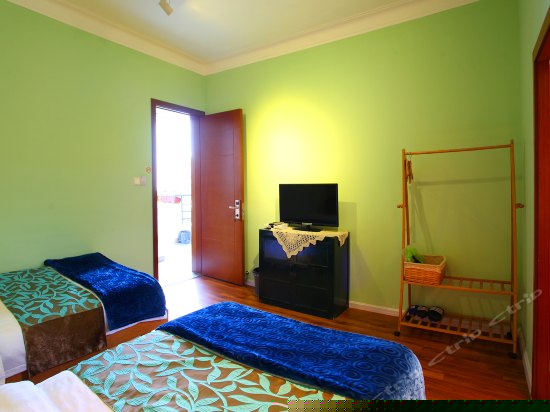 接廊简约双床房