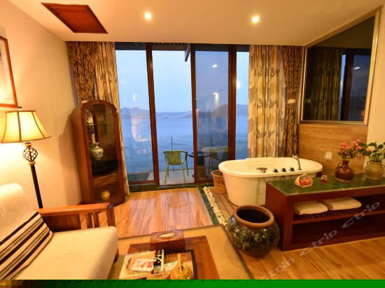 巴厘风情正海大床房