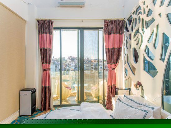 侧海景星空大床