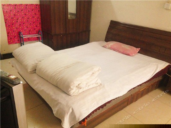 普通大床房