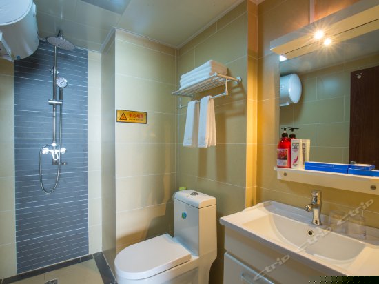 独立阳台江景大床房