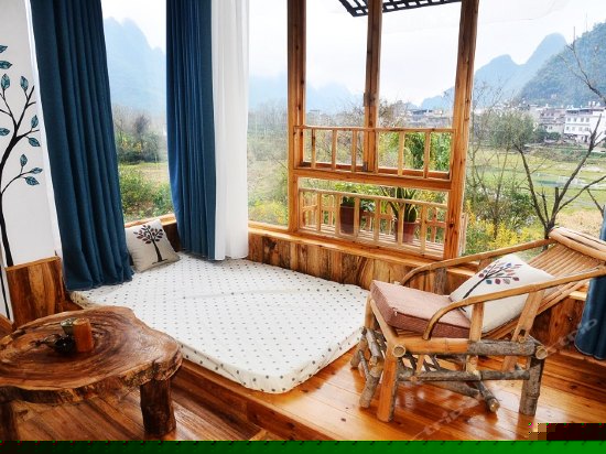 榻榻米观景三人房