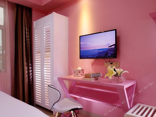 柔如彩虹大床房