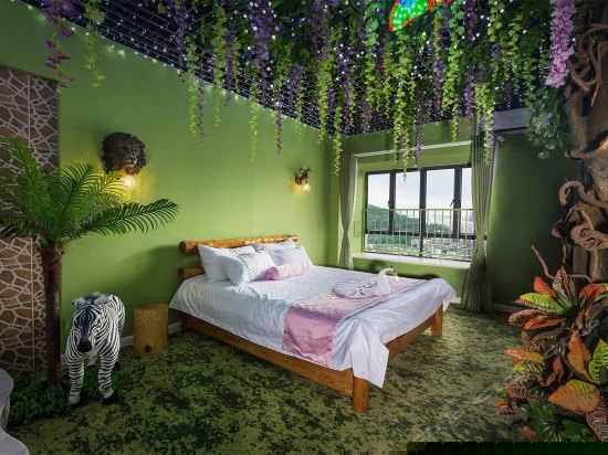 绿野仙踪高级主题房