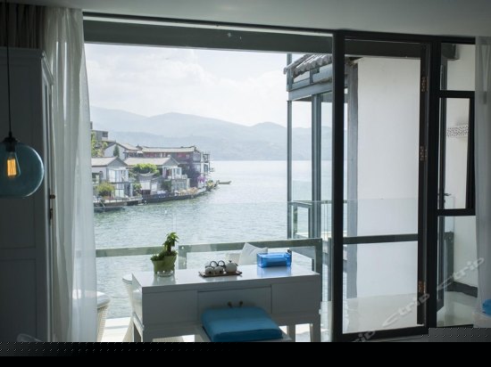 海景阳台大床房雪月