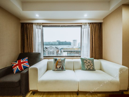 西子景城豪华标准房