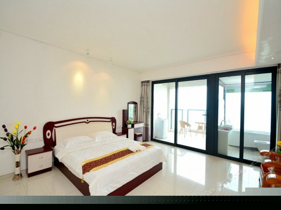 全家欢海景三卧室四床套房