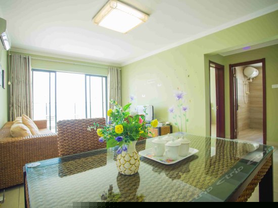 听海高级海景二房一厅套房