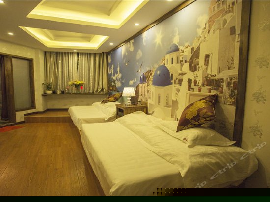 豪华榻榻米标准间