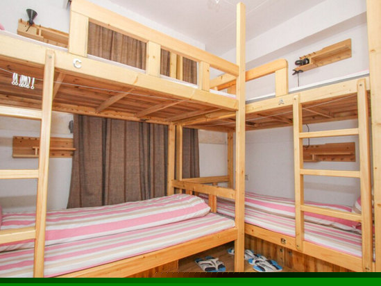 女生六人间(床位)(公卫)