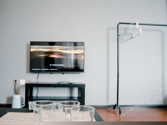 西窗零号超大榻榻米风景间