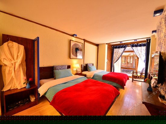 青花温馨双床间