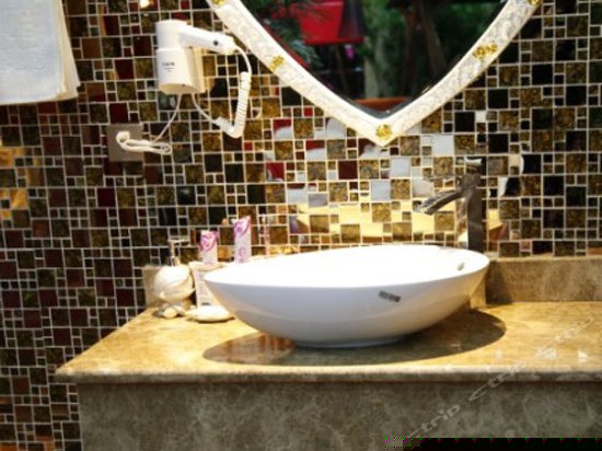 精品主题房（无窗）