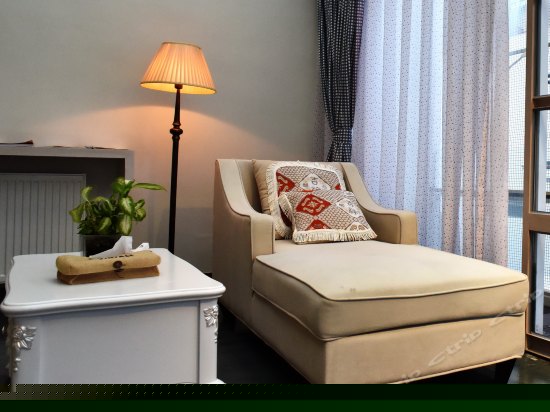 地中海星空大床房307号房