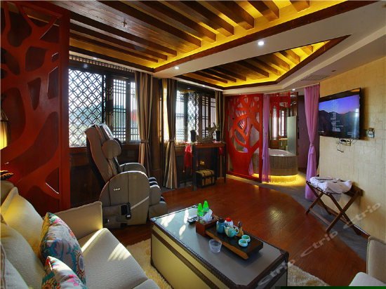 纳西风情蜜月套房