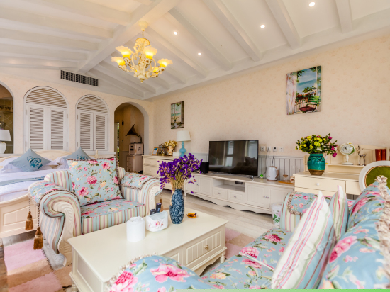 月亮河欧式花园洋房