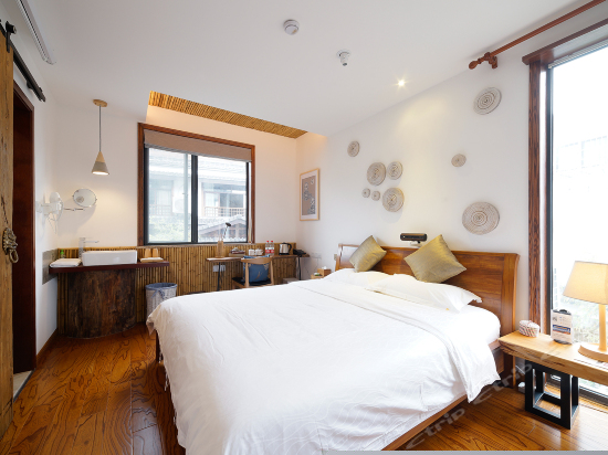 静震（温情岁月房）