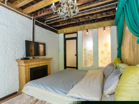 一楼温馨大床房